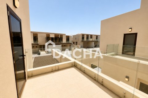3 bedrooms Townhouse in District 11, UAE No. 163488 10