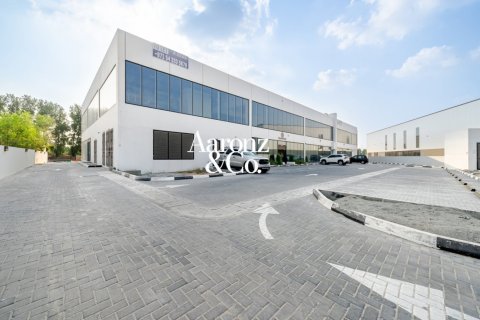 89m² Shop in Al Qusais, UAE No. 226754 8