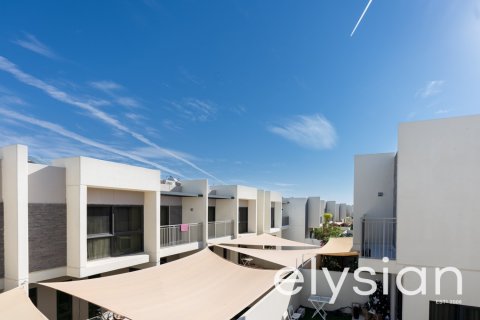 Вилла с 3 спальнями в DAMAC Hills (Akoya by DAMAC), ОАЭ №64739 18