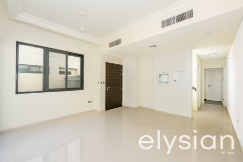 Вилла с 3 спальнями в DAMAC Hills (Akoya by DAMAC), ОАЭ №64739 6