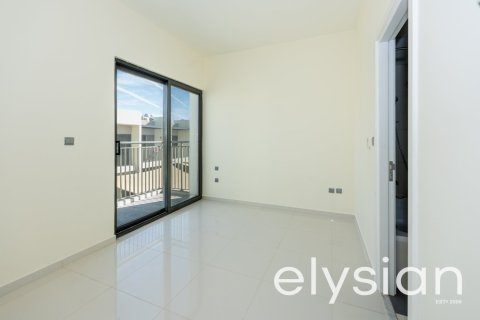 Вилла с 3 спальнями в DAMAC Hills (Akoya by DAMAC), ОАЭ №64739 4