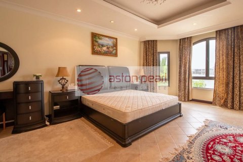 5 غرفة نوم  فيلا في Garden Homes Frond K, الإمارات العربية المتحدة رقم 8658 13