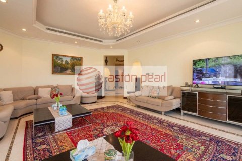 5 غرفة نوم  فيلا في Garden Homes Frond K, الإمارات العربية المتحدة رقم 8658 7