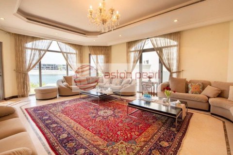 5 غرفة نوم  فيلا في Garden Homes Frond K, الإمارات العربية المتحدة رقم 8658 17