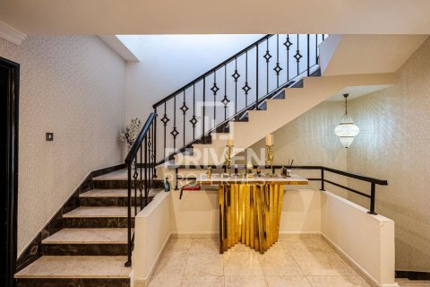 Villa de 3 dormitorios en District 11, UAE No. 218435 16