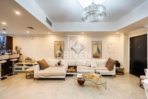 Villa de 3 dormitorios en District 11, UAE No. 218435 4