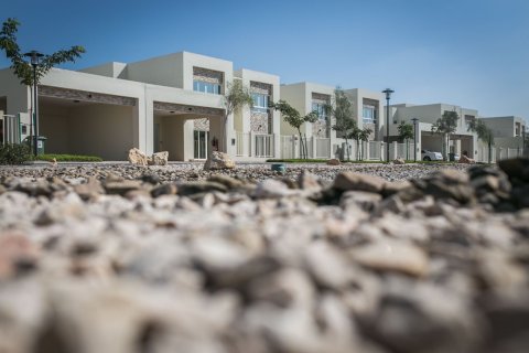 5 bedrooms Villa in Ras Al Khaimah, UAE No. 183801 7