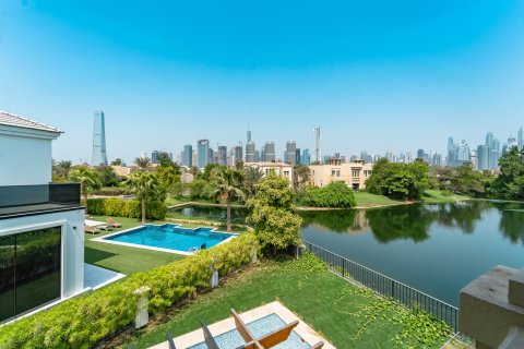 Villa de 5 chambres à Jumeirah Islands, UAE No. 224618