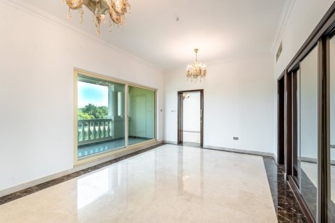 Villa de 5 chambres à Jumeirah Islands, UAE No. 224618 12