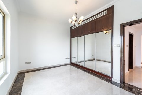 Villa de 5 chambres à Jumeirah Islands, UAE No. 224618 18
