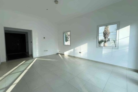 Villa de 2 chambres à Jumeirah Village Triangle, UAE No. 224598 3