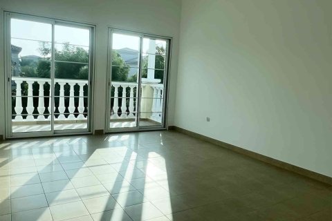 Villa de 2 chambres à Jumeirah Village Triangle, UAE No. 224598 10