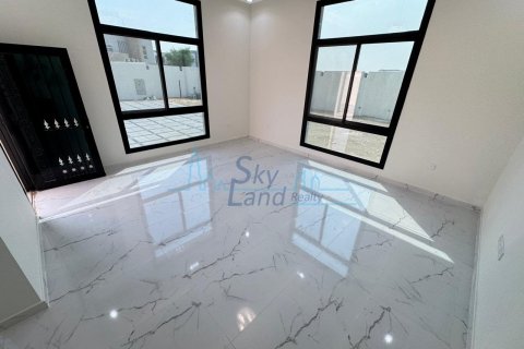 5 غرفة نوم فيلا في Dubai Land, الإمارات العربية المتحدة رقم 116729 17