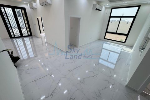 5 غرفة نوم فيلا في Dubai Land, الإمارات العربية المتحدة رقم 116729 5