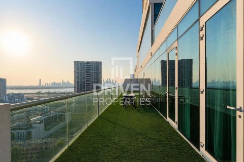 Penthouse de 3 dormitorios en District 15, UAE No. 215185 24
