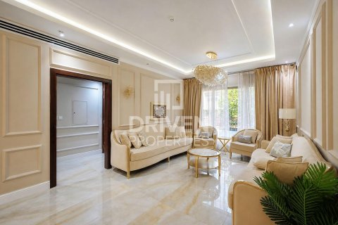 Villa de 6 dormitorios en Jumeirah Village Circle, UAE No. 221538 3