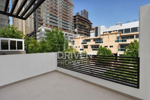 Villa de 6 dormitorios en Jumeirah Village Circle, UAE No. 221538 31