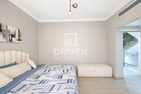 Villa de 6 dormitorios en Jumeirah Village Circle, UAE No. 221538 9