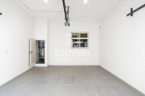 Villa de 6 dormitorios en Jumeirah Village Circle, UAE No. 221538 16