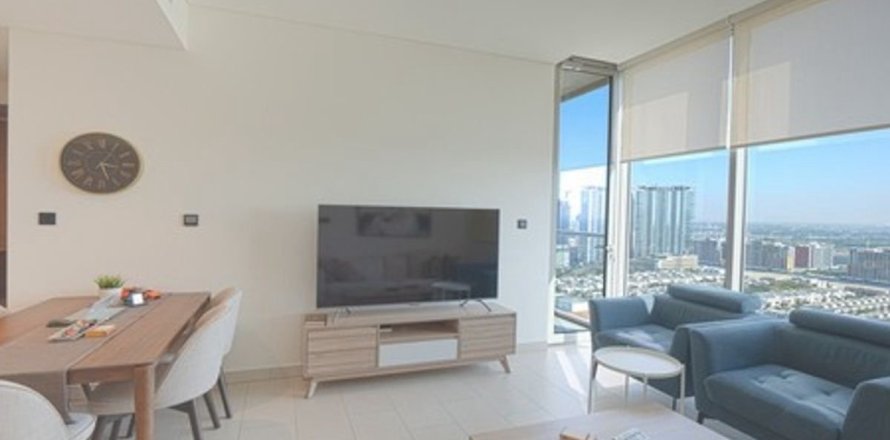 2 bedrooms Apartment in Dubai, UAE No. 162613