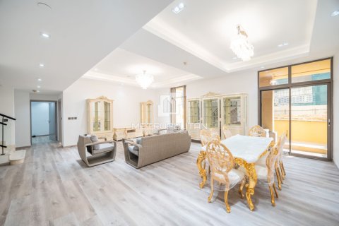 Apartment de 3 dormitorios en Sadaf, UAE No. 129602 6