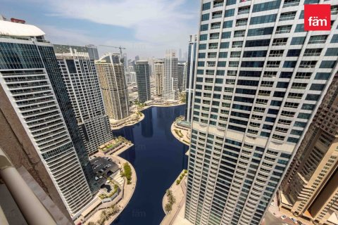 Appartement de 3 chambres à Dubai, UAE No. 198386