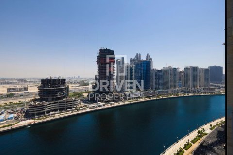 Studio Apartment in Business Bay, UAE No. 211337 12