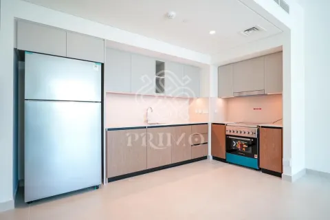 Квартира с 2 спальнями в Dubai Healthcare City, ОАЭ №160368 4