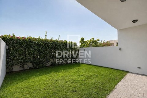 Villa de 3 dormitorios en Al Barsha South, UAE No. 218305 14