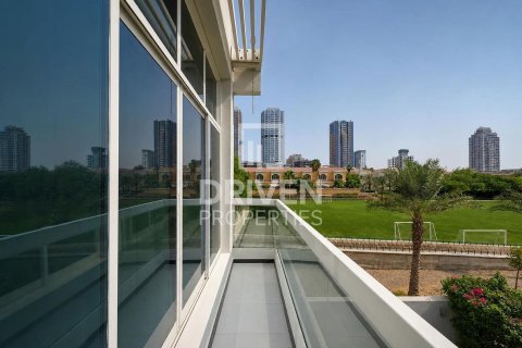 Villa de 3 dormitorios en Al Barsha South, UAE No. 218305 21