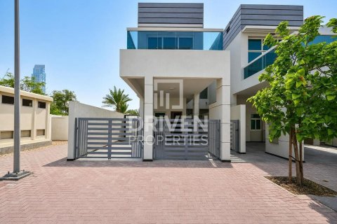Villa de 3 dormitorios en Al Barsha South, UAE No. 218305 16