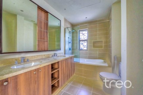 3 bedrooms Villa in Reem, UAE No. 220900 10