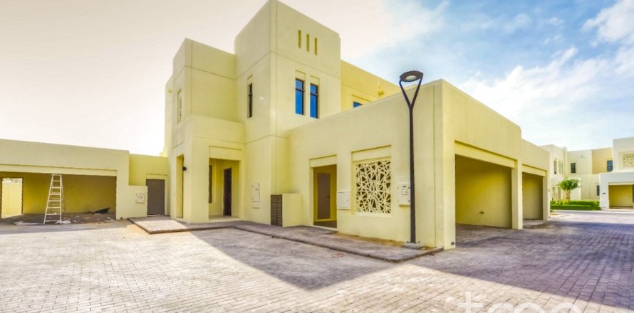 3 bedrooms Villa in Reem, UAE No. 220900