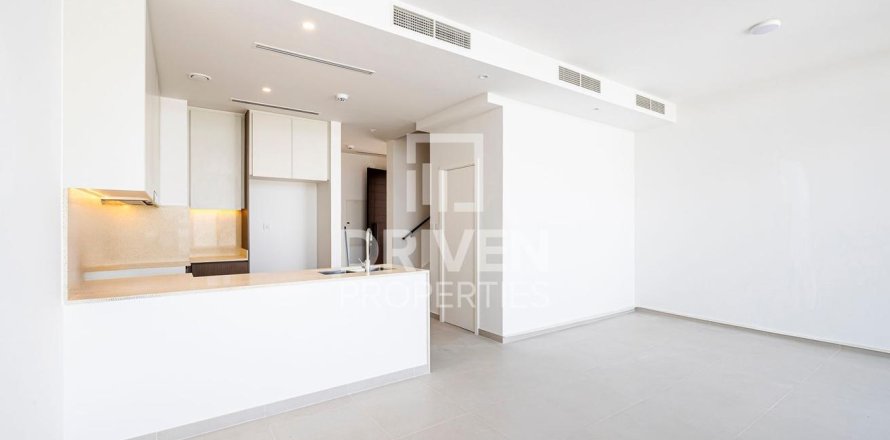3 غرف نوم فيلا في EMAAR South, الإمارات العربية المتحدة رقم 214325