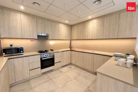 Appartement de 2 chambres à Dubai, UAE No. 221925 3