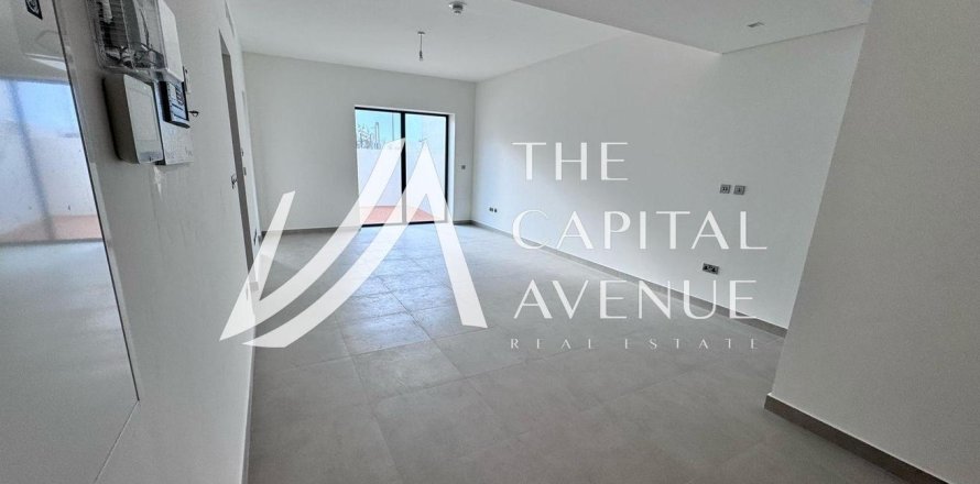 2 bedrooms Townhouse on the Yas Island, UAE No. 221799