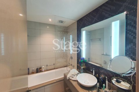 2 bedrooms Apartment in DAMAC Towers by Paramount, UAE No. 109996 15