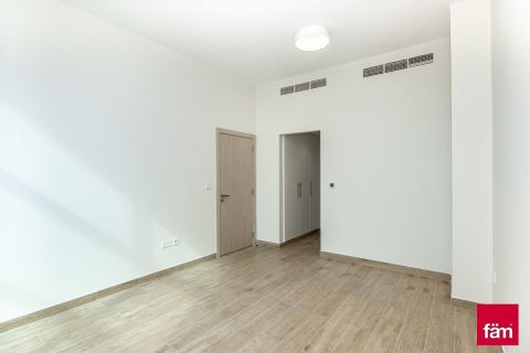 Townhouse de 4 dormitorios en Dubai Sports City, UAE No. 208498 6