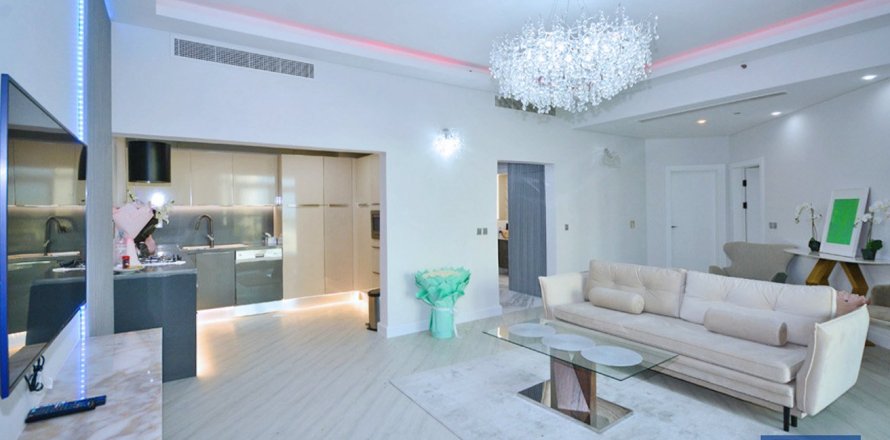 Appartement de 2 chambres à Shoreline Apartments, UAE No. 153352