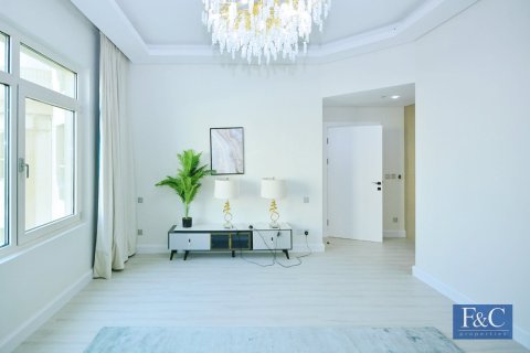 Appartement de 2 chambres à Shoreline Apartments, UAE No. 153352 14