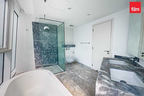 2 bedrooms Apartment in Business Bay, UAE No. 215862 8