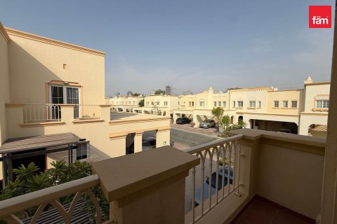 Villa de 2 dormitorios en Dubai, UAE No. 203436 3