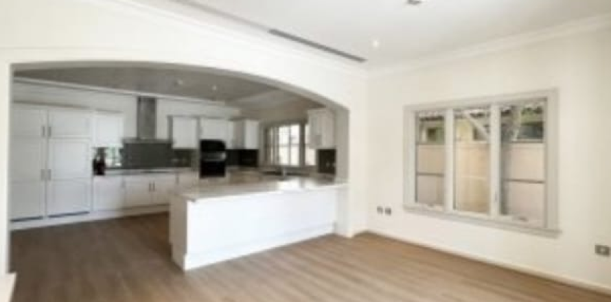 5 غرفة نوم  فيلا في Hillside at Jumeirah Golf Estates, الإمارات العربية المتحدة رقم 6655