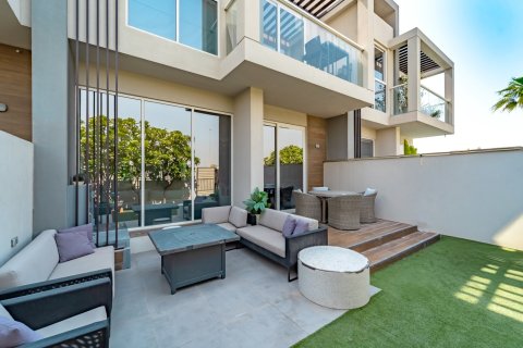 3 bedrooms Townhouse in Jumeirah Village Circle, UAE No. 217106 22