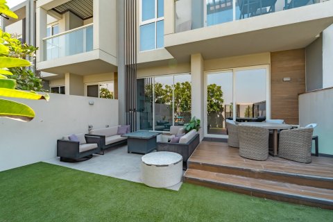 3 bedrooms Townhouse in Jumeirah Village Circle, UAE No. 217106 25