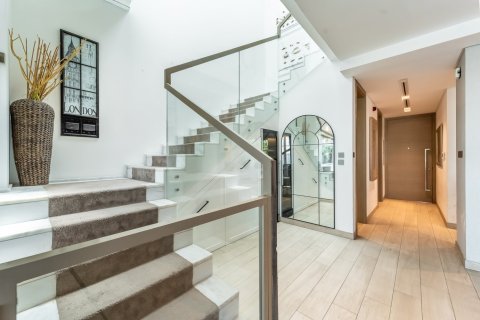 3 bedrooms Townhouse in Jumeirah Village Circle, UAE No. 217106 9