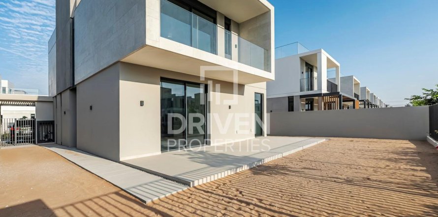 Villa de 4 dormitorios en Arabian Ranches 3, UAE No. 217929