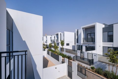 3 bedrooms Townhouse in Villanova, UAE No. 166992 11