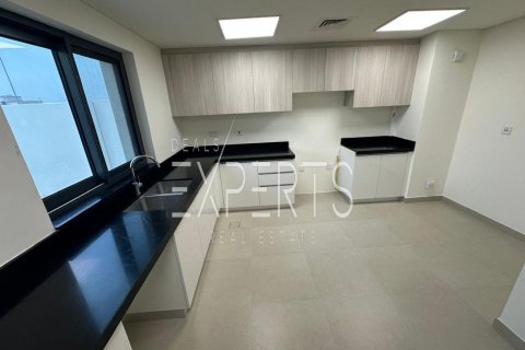 Villa de 4 dormitorios en Al Shamkha, UAE No. 224197 8