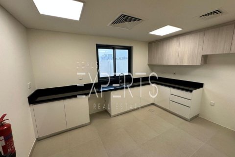 Villa de 4 dormitorios en Al Shamkha, UAE No. 224197 4